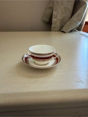 Classic White and Red Gold-Trim Teacup with Saucer